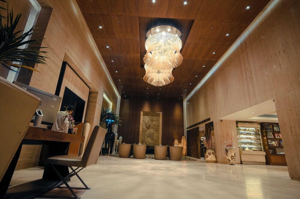 Monotel Hotel Kolkata