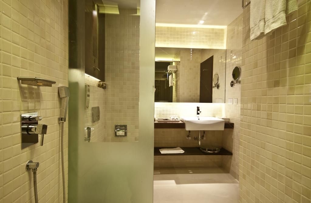 Monotel Hotel 4*